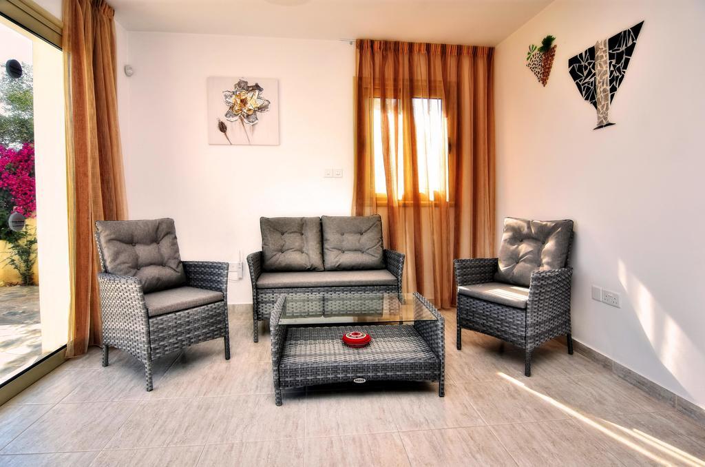 פאהיה Dionysos Villa מראה חיצוני תמונה